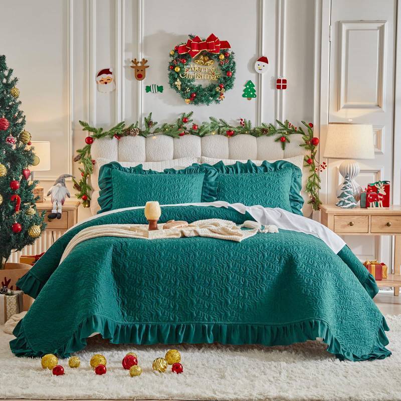 lot 1154 image: Ruffled Quilt Set Oversized Solid Shabby Chic Farmhouse Ruffles Bedding Rustic Coverlet & Sets Lightweight Fluffy Summer Bedspread with Shams for Women Men - Christmas Queen Dark Green
