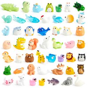lot 4026 image: Joyin Miniature Animal Figures
