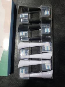 lot 4411 image: Toothbrush Replacement Heads - Retail $25