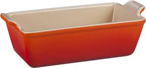 lot 4866 image: Le Creuset Stoneware Heritage Loaf Pan, 9 x 5 x 3 (1.5 qt.), Flame ONE HANDLE BROKEN - Retail $93