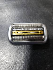 lot 4907 image: Electric Shaver Foil Head and Cleaning Brush Set - Retail $15