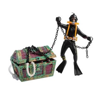 lot 5215 image: Bestgle Action Aquarium Ornament, Undersea Treasure Chest Diver, Live-Action Aerating Fish Tank Decorations Resin - Retail $13