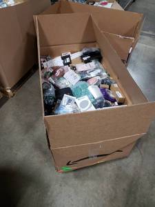 lot 6367 image: Large Box of Misc. Items