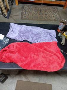 lot 6697 image: 2pk Dog Sweaters XXL PURPLE AND RED - Retail $18