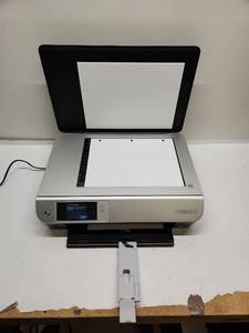 lot 10 image: HP Envy 5530 All-in-One Printer