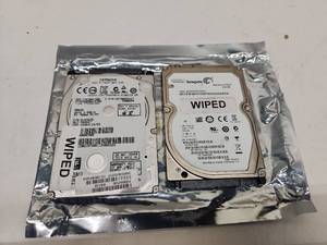 lot 61 image: Hitachi Seagate 500GB Hard Drive - Data Wiped