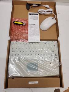 lot 99 image: Wireless Keyboard and Mouse Combo Set
