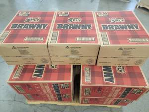 lot 56901 image: 132 Brawny Family Paper Towel Rolls (11 boxes of 12)
