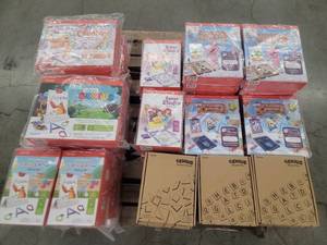lot 56904 image: OSMO SUPER STUDIO & LITTLE GENIUS - TURN YOUR TABLET INTO AN EARLY LEARNING TOOL - ALL NEW