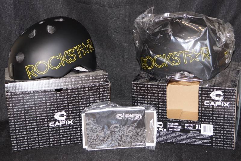 lot 237 image: Lot of 2- NEW Rockstar Skateboard Helmets