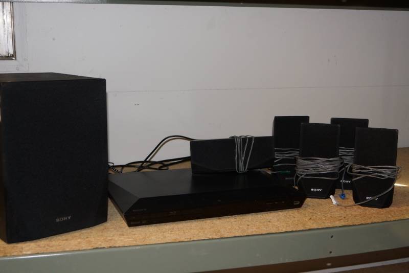 lot 256 image: Sony Blu-Ray Player and Surround Sound Speakers