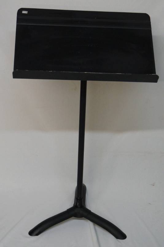 lot 280 image: Music Stand