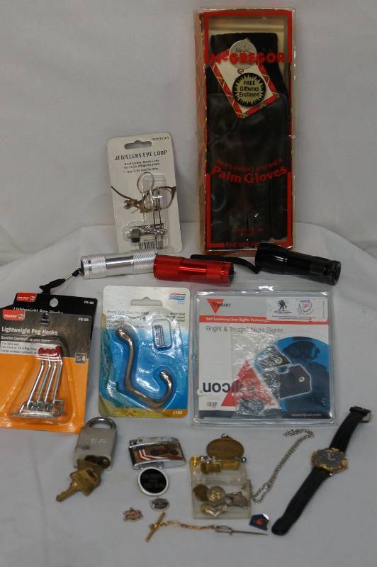 lot 312 image: Flashlights-Watches and Other Treasures  LOOK 