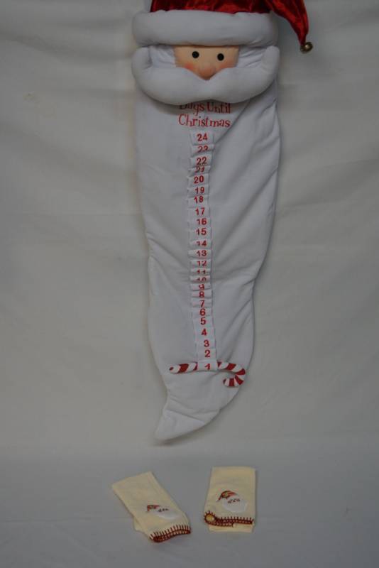 lot 321 image: Santa Claus Advent Style Wall Hanging