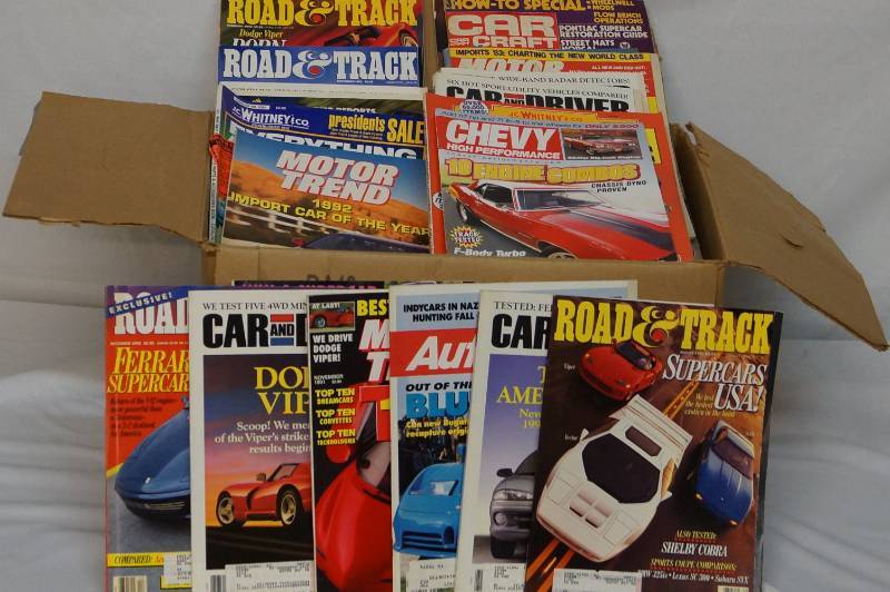 lot 323 image: Large Lot of Automobile Magazine Back Issues