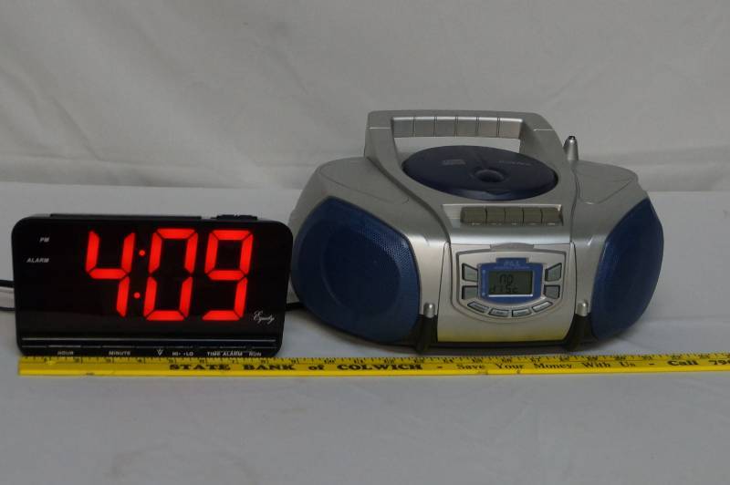lot 326 image: CD Boom Box and Digital Clock