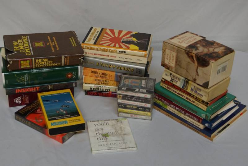 lot 333 image: Lot- Books and Cassette Tapes