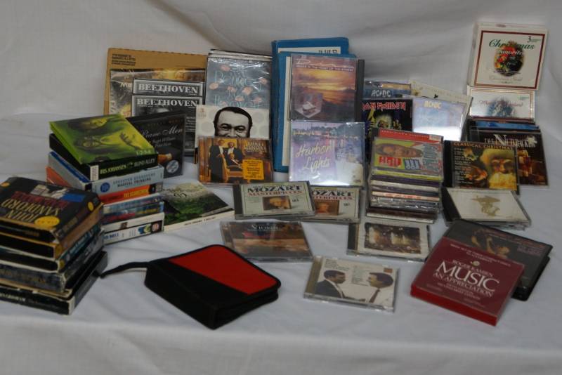 lot 364 image: CD Lot