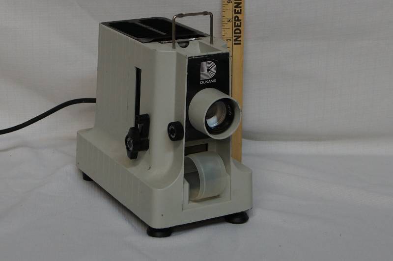 lot 371 image: Dukane Filmstrip or Slide Projector