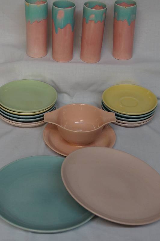 lot 386 image: Pastel  Colored  Plates and Glasses-   Vintage