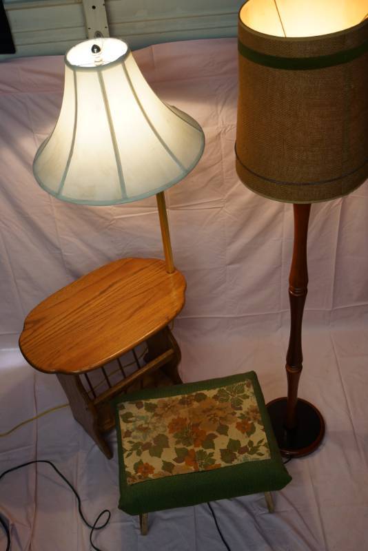 lot 400 image: Furniture Lot-  Lamps- Ottoman- Magazine Holder