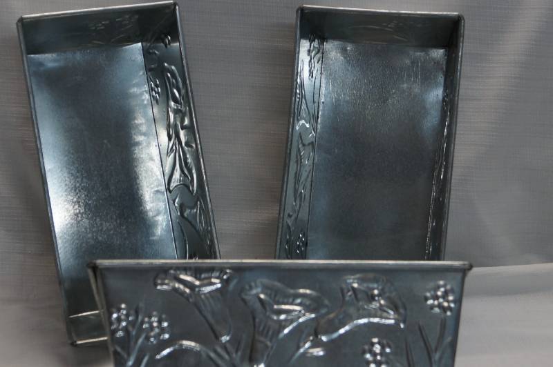 lot 428 image: Loaf Pans- Baking
