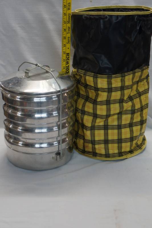 lot 429 image: Stackable  Stainless Bowls- Think Army Mess Kit Style