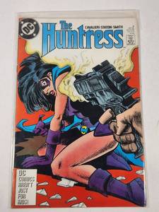 lot 244 image: The Huntress Comic #6