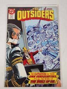 lot 246 image: The Outsiders #6 DC Comics (1986)