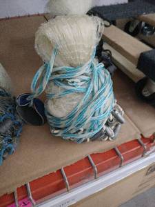 lot 20642 image: hand throw fishing cast net