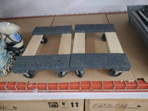 lot 20644 image: Set of 2 Furniture Moving Dollys