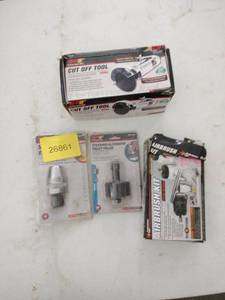 lot 20647 image: Lot of Miscellaneous Performance Tools