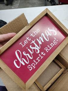 lot 20754 image: Kroger Holiday Home 8 In. Christmas Signs
