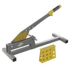 lot 20606 image: FlorCraft 8 Laminate & Vinyl Plank Flooring Cutter
