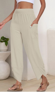 lot 2442 image: Beige Textured Wide Leg Pants with Pockets - Size Medium