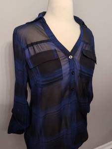 lot 2444 image: New York &amp Company Blue Abstract Print Blouse - Size XS
