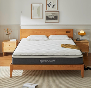lot 20482 image: King Size Mattress, 10 Inch King Mattress in a Box, Memory Foam Hybrid Mattresses with Individual Pocket Spring for Motion Isolation & Silent Sleep, Pressure Relief, Medium Firm - Retail $199