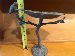 lot 26 image: Miniature Cast Iron Bird Bath