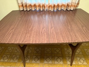 lot 64 image: Vintage Holman Danish Walnut Table w Leaf, Matches Lot 62, Please See PicturesRead Description