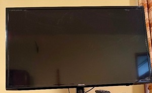 lot 65 image: Samsung 40 TV w Remote
