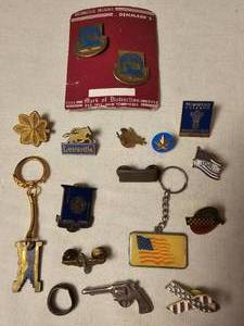lot 164 image: Vintage Pins, Buttons and More, Please See Pictures for Variety