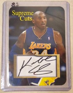 lot 213 image: Sports Cards - Basketball - Please See Pictures for Details