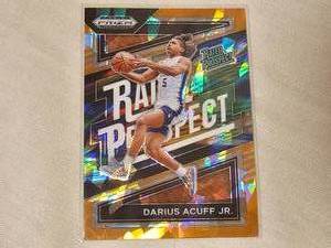 lot 229 image: Sports Cards - Basketball - Please See Pictures for Details
