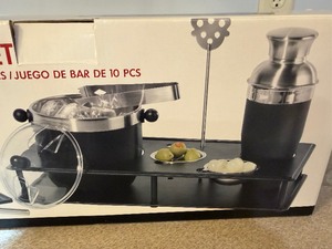 lot 39 image: Bar Set, New in Box, 10 PC