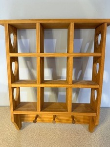lot 47 image: Small Wood Display Shelf w Hearts, Approx 12 x 3 x 14