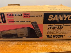 lot 65 image: Sanyo Video Cassette Recorder w Remote and Box