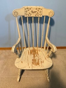 lot 137 image: Vintage Child Size Wooded Rocking Chair w Pillow (seat needs to be repaired)