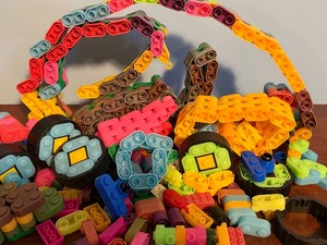 lot 182 image: Building Blocks Used for Structural Designs