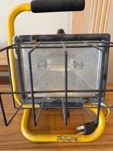 lot 418 image: Portable Work Light, Works