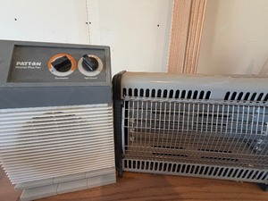 lot 419 image: Patton and Toastmaster Heaters